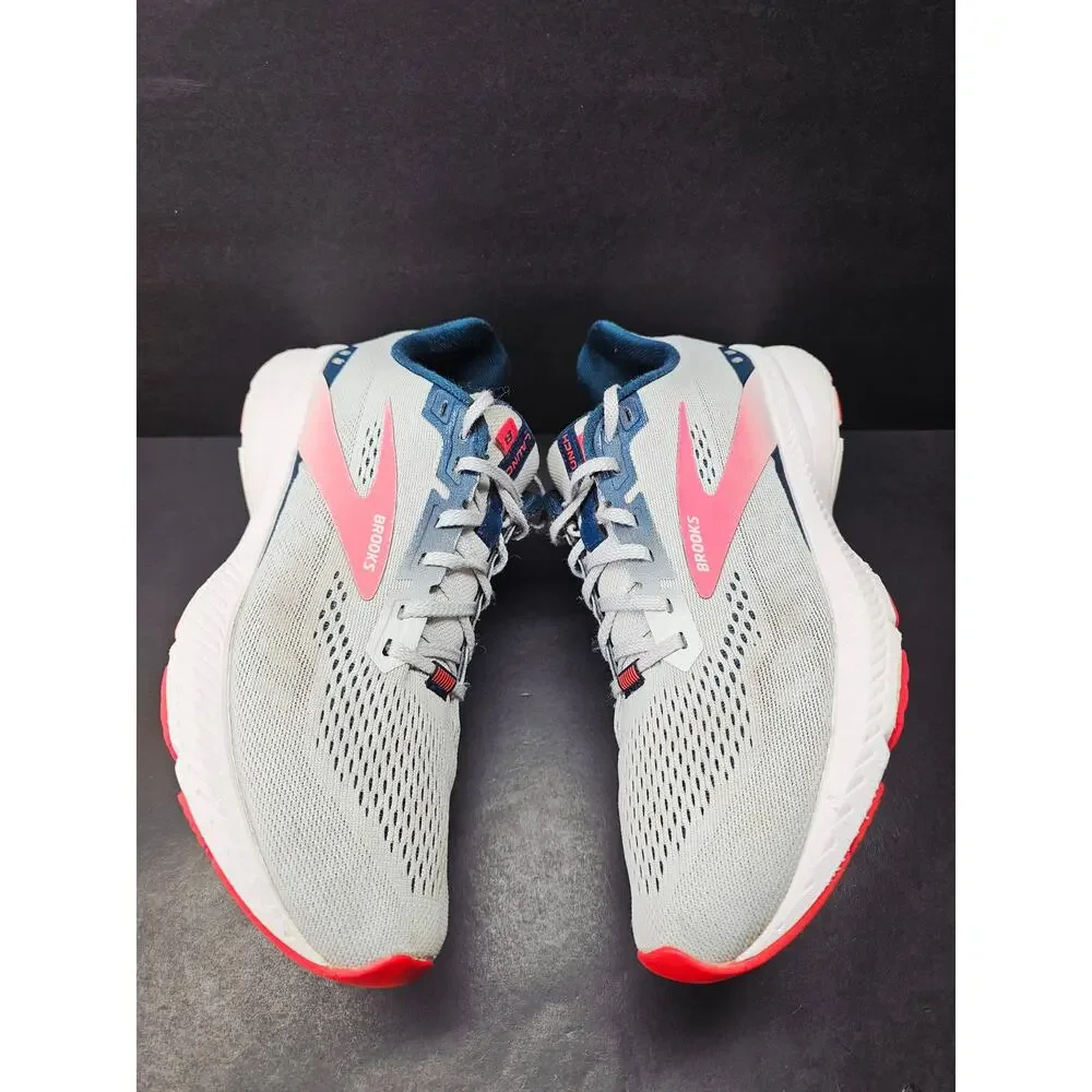 Brooks Women 10 Comfy footwear - Picture 6 of 8